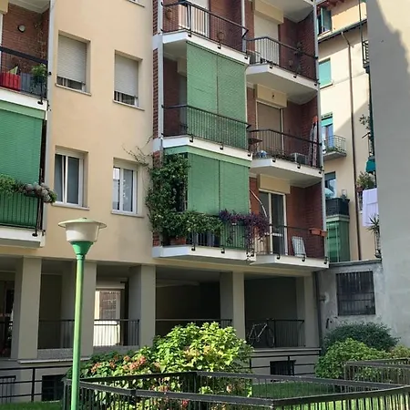 Bed & Breakfast Smart Prada Foundation 3*