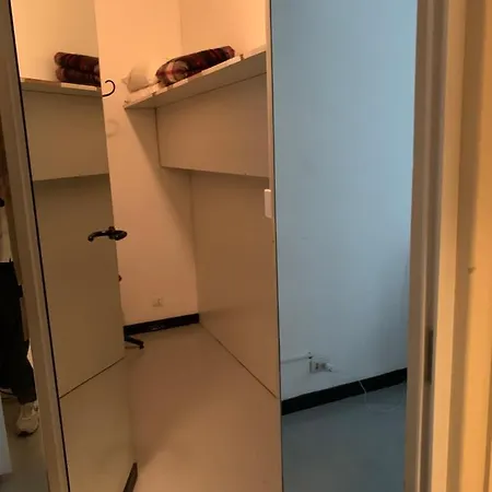 Nocleg ze śniadaniem Smart Prada Foundation *
