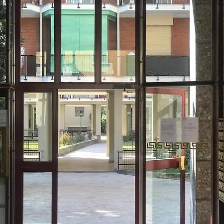 Smart Prada Foundation Bed & Breakfast